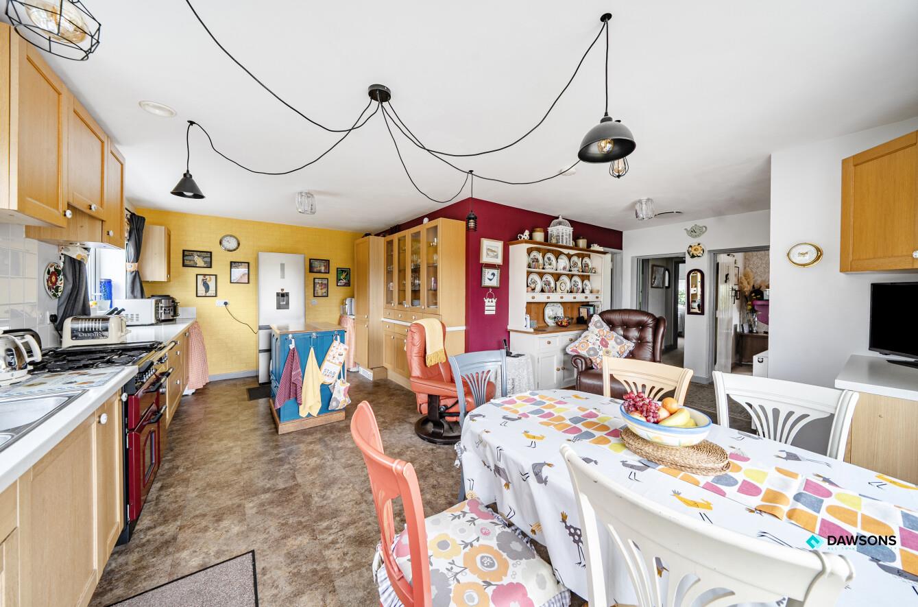 Monksford Street, Kidwelly, SA17 4TW
